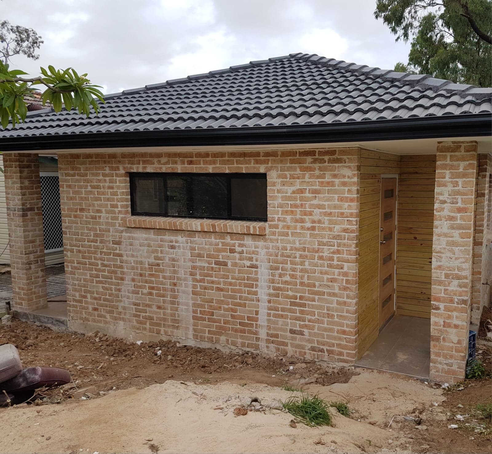 Granny flat construction on a Sydney residential block