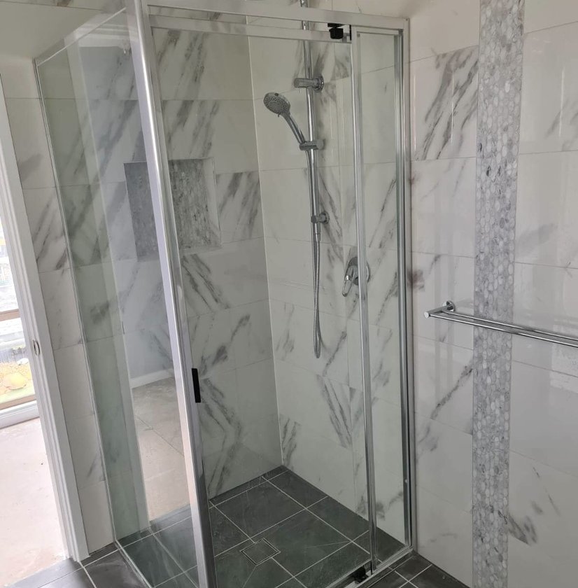 Exalt Builder project — marble bathroom1