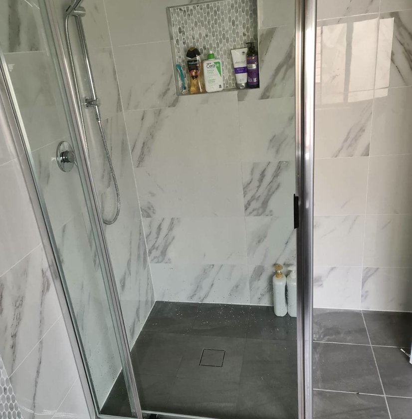 Exalt Builder project — marble bathroom4