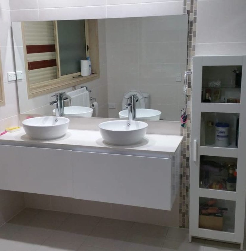 Exalt Builder project — white bathroom2